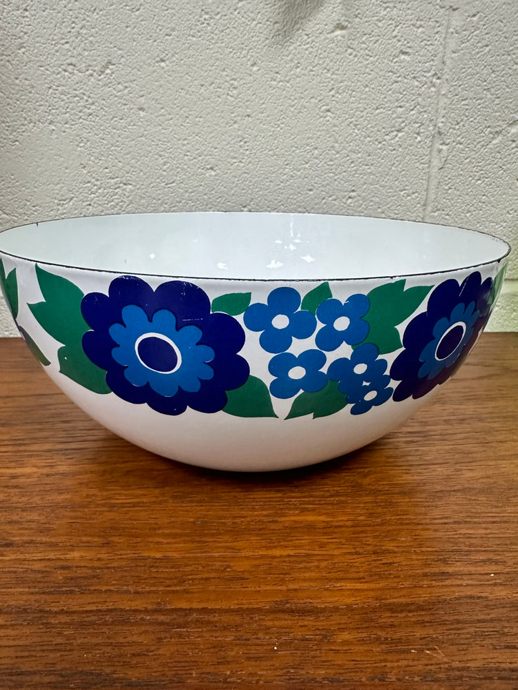 1960s Large Vintage Enamel Bowl, Finel Arabia, Elisa pattern, Kaj Franck, made in Finland Very Rare