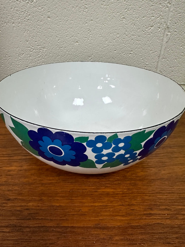 1960s Large Vintage Enamel Bowl, Finel Arabia, Elisa pattern, Kaj Franck, made in Finland Very Rare