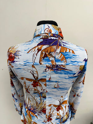 1970s Novelty cotton Shirt/Blouse with dagger collar